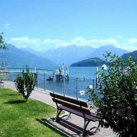 Sleeps 4 Pool Apartment Pianello Del Lario
