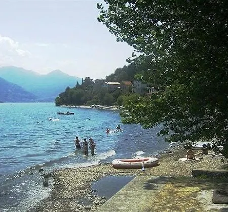 Apartamento Sleeps 4 Pool