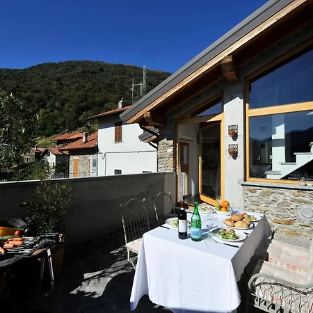 Apartamento Sleeps 4 Pool
